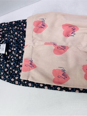Zara‎ leggings with Pink Heart and  floral